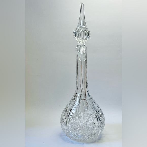 Vintage Cut Crystal Decanter with Matching Stopper  15 in Sherry Port Wine Spout - Picture 2 of 9